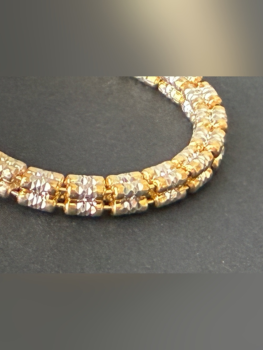 Sterling Silver two tone Silver and Gold bracelet 7” 3mm - Picture 4 of 7